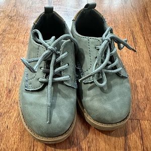 Boys Oshkosh b’gosh dress shoes toddler size 7